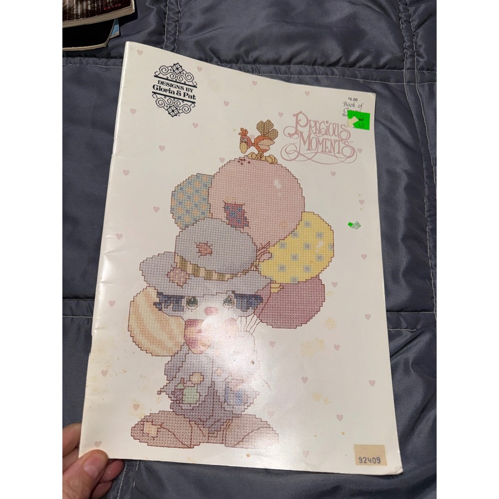 Precious Moments Cross Stitch Pattern Book of Clowns Gloria & Pat PM-10 1985